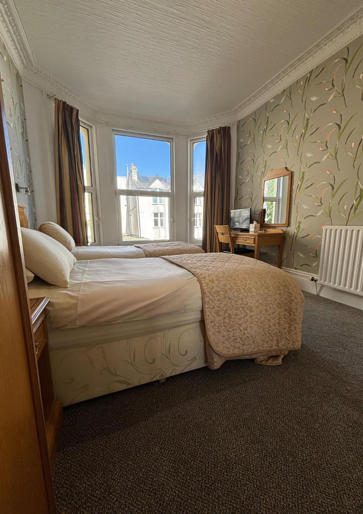 Welbeck Hotel & Apartments Douglas Eksteriør billede